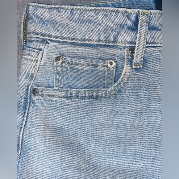 Super High Rise Ripped Jeans - Picture 10 of 15